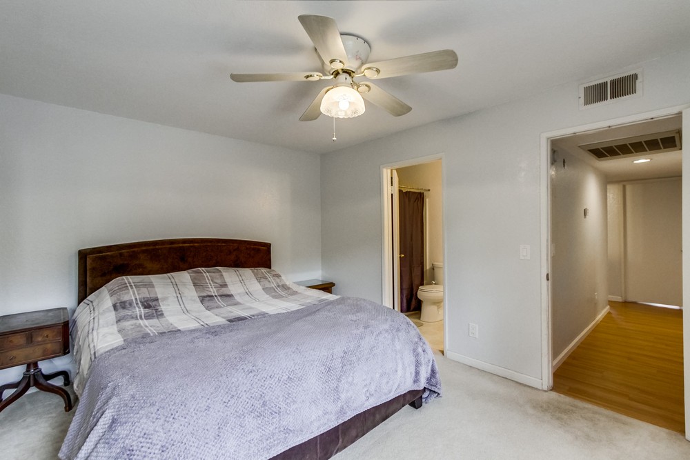 Virtual tour photo 19 of 33 for 11305 Avenida De Los Lobos b