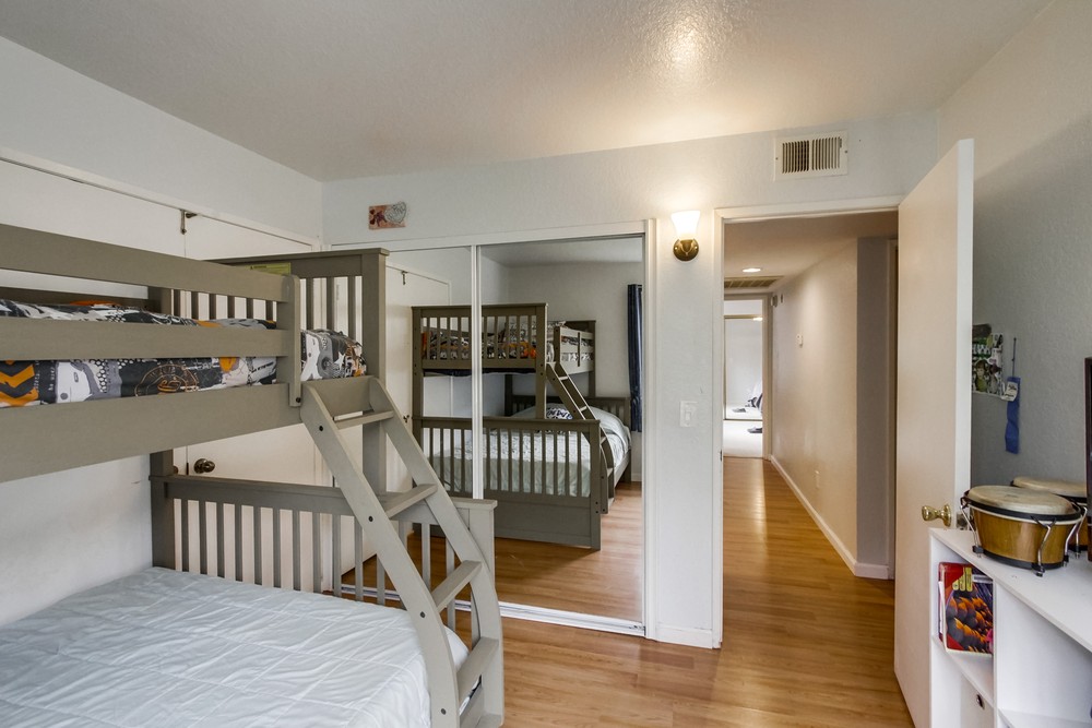 Virtual tour photo 23 of 33 for 11305 Avenida De Los Lobos b