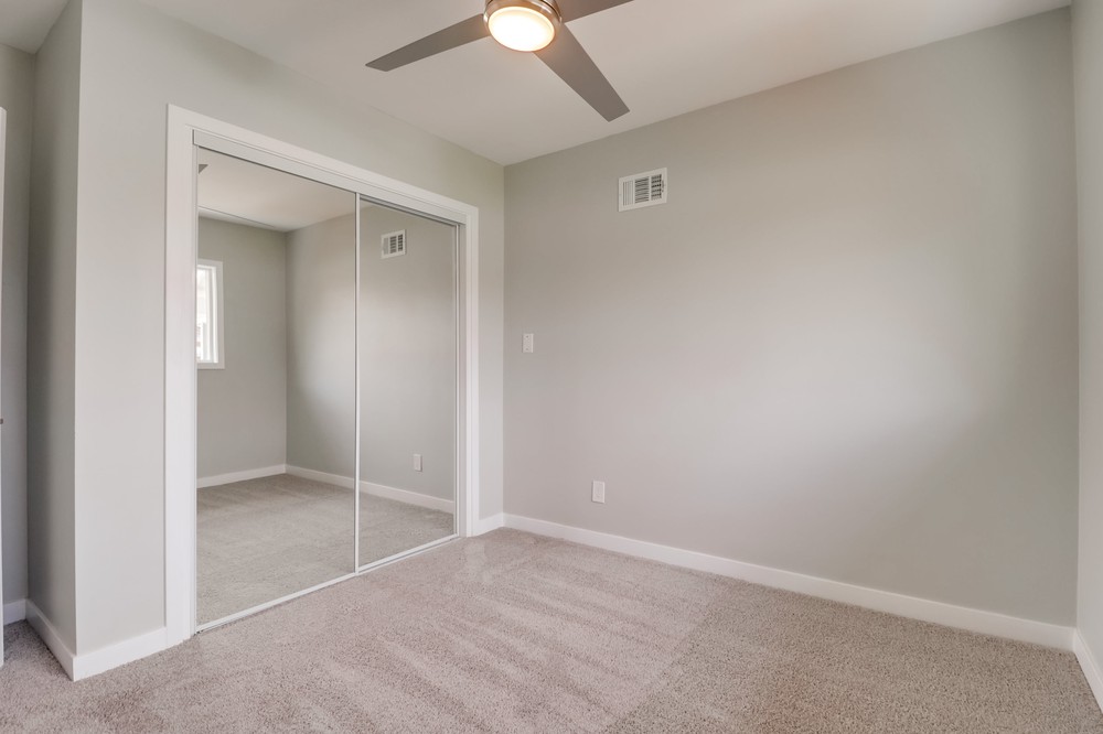 Virtual tour photo 35 of 51 for 1131 Bollenbacher St