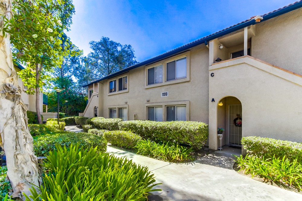 Virtual tour photo 1 of 48 for 11313 Avenida De Los Lobos g