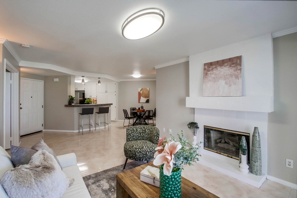 Virtual tour photo 7 of 38 for 11315 Affinity Ct UNIT 142