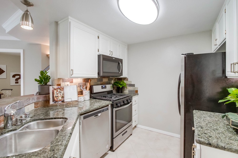 Virtual tour photo 12 of 38 for 11315 Affinity Ct UNIT 142