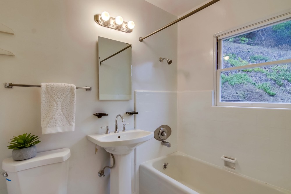 Virtual tour photo 22 of 26 for 1132 Sassafras St
