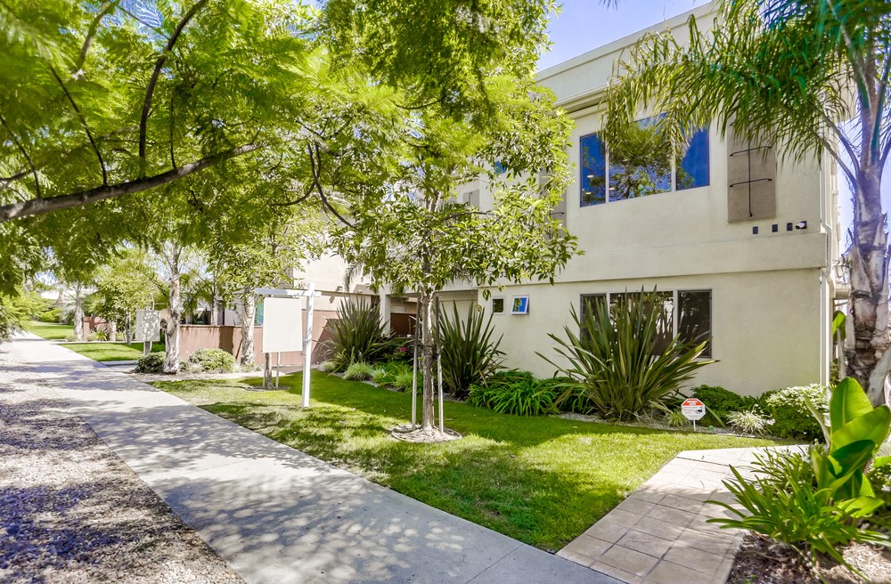 Virtual tour photo 3 of 47 for 1133 Felspar St
