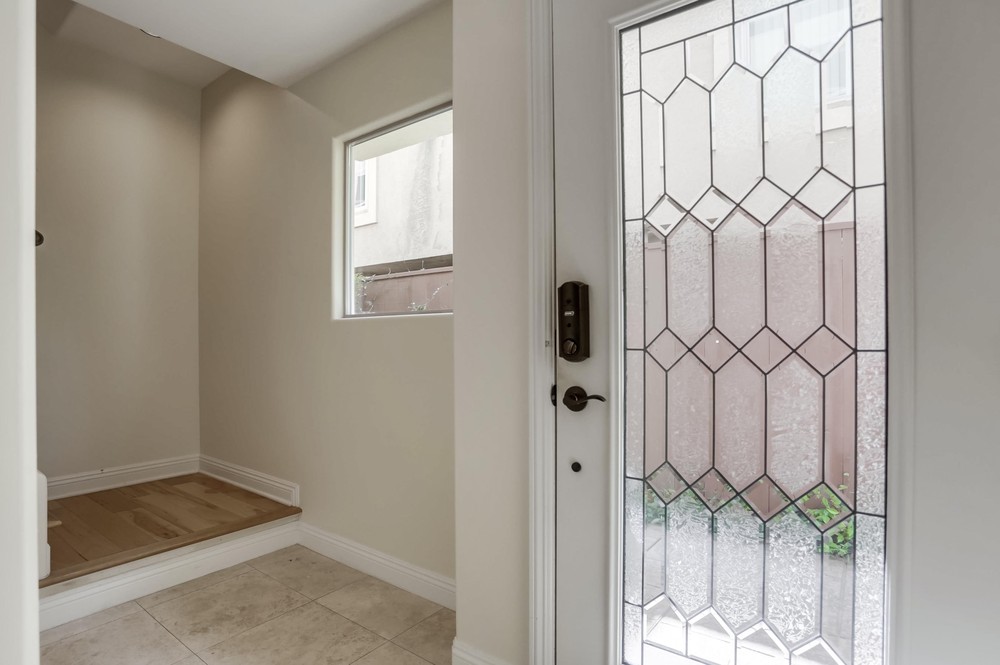 Virtual tour photo 6 of 47 for 1133 Felspar St