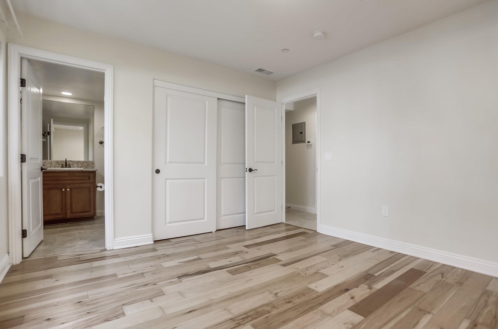 Virtual tour photo 30 of 47 for 1133 Felspar St