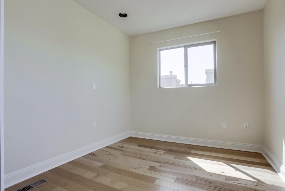 Virtual tour photo 34 of 47 for 1133 Felspar St