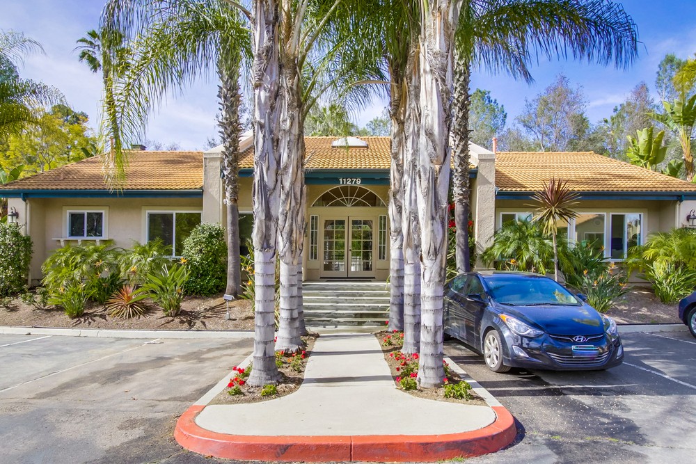 Virtual tour photo 1 of 25 for 11333 Avenida De Los Lobos g
