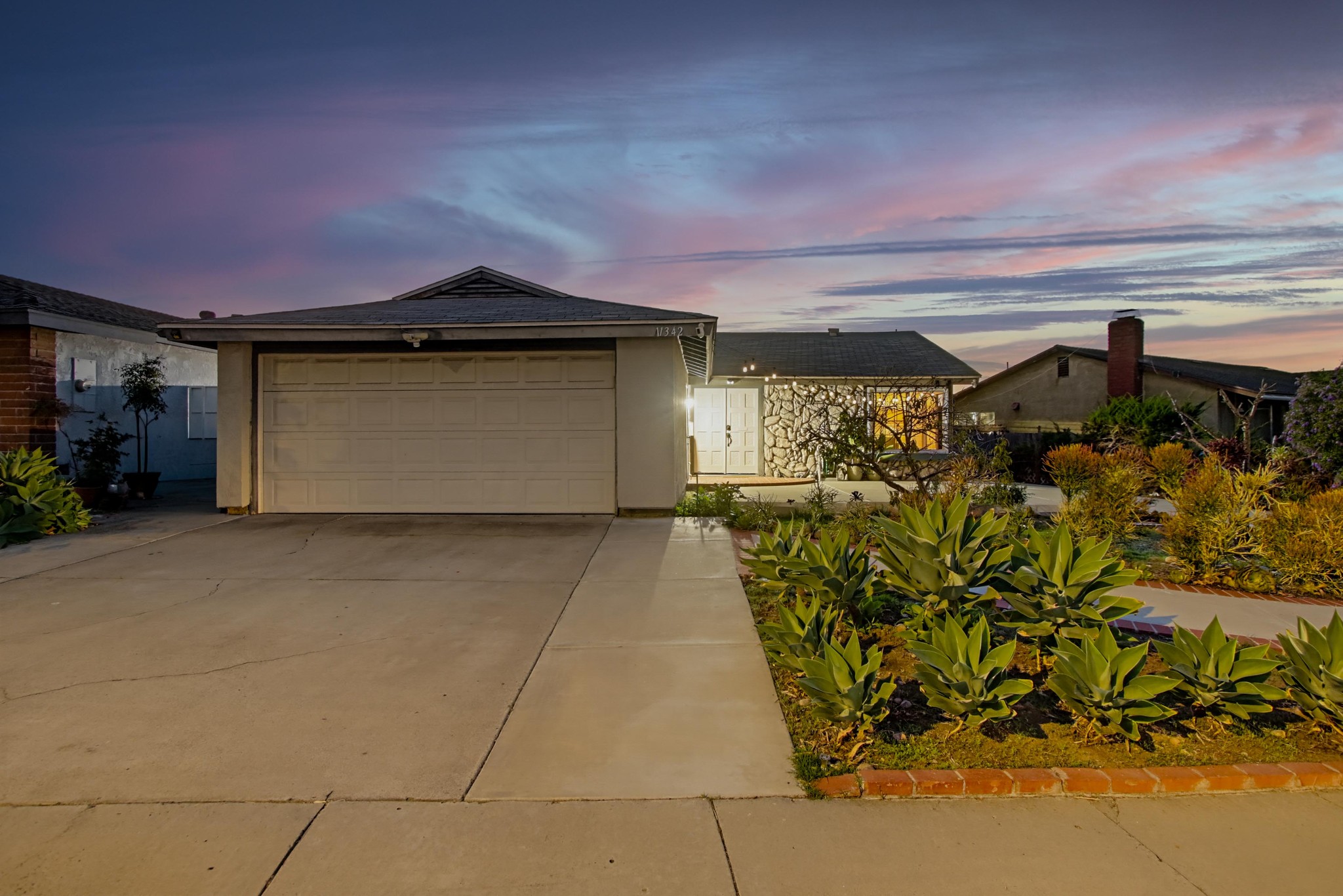Virtual tour photo 1 of 48 for 11342 Calle Dario