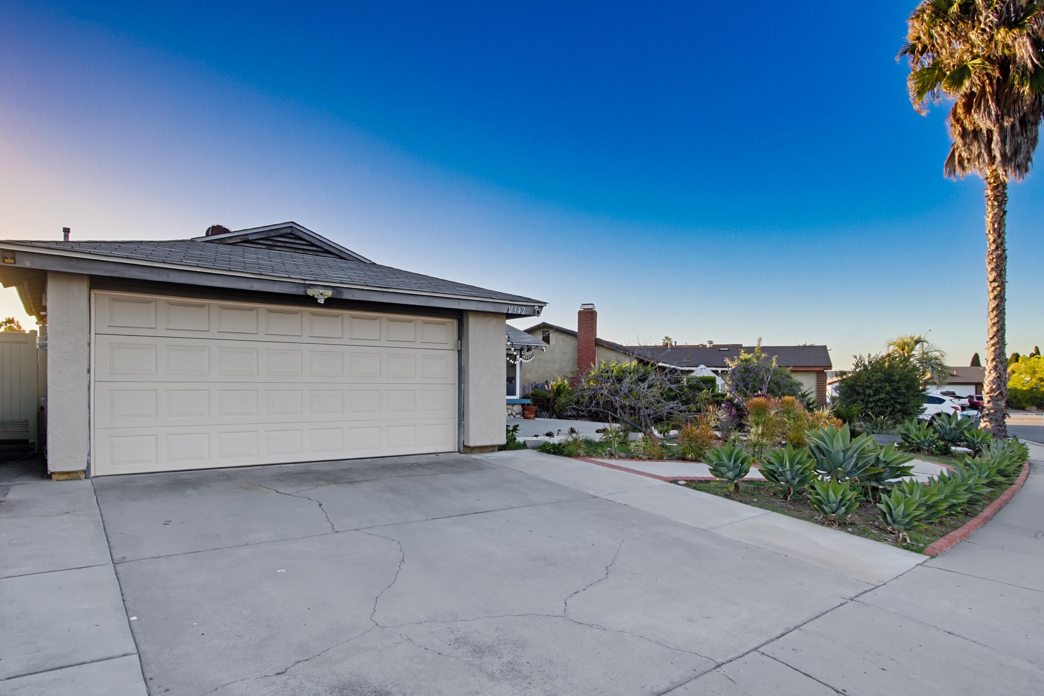 Virtual tour photo 39 of 48 for 11342 Calle Dario