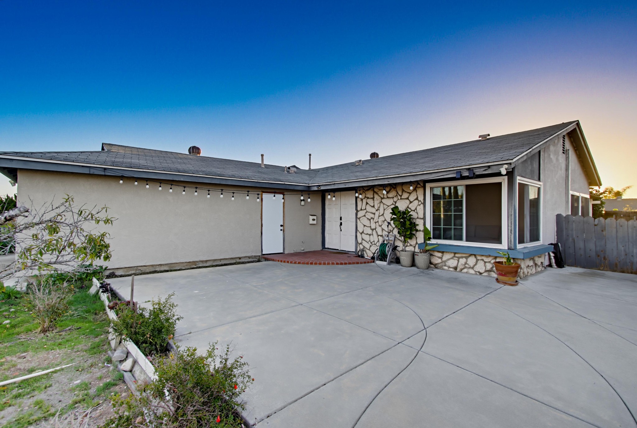 Virtual tour photo 40 of 48 for 11342 Calle Dario