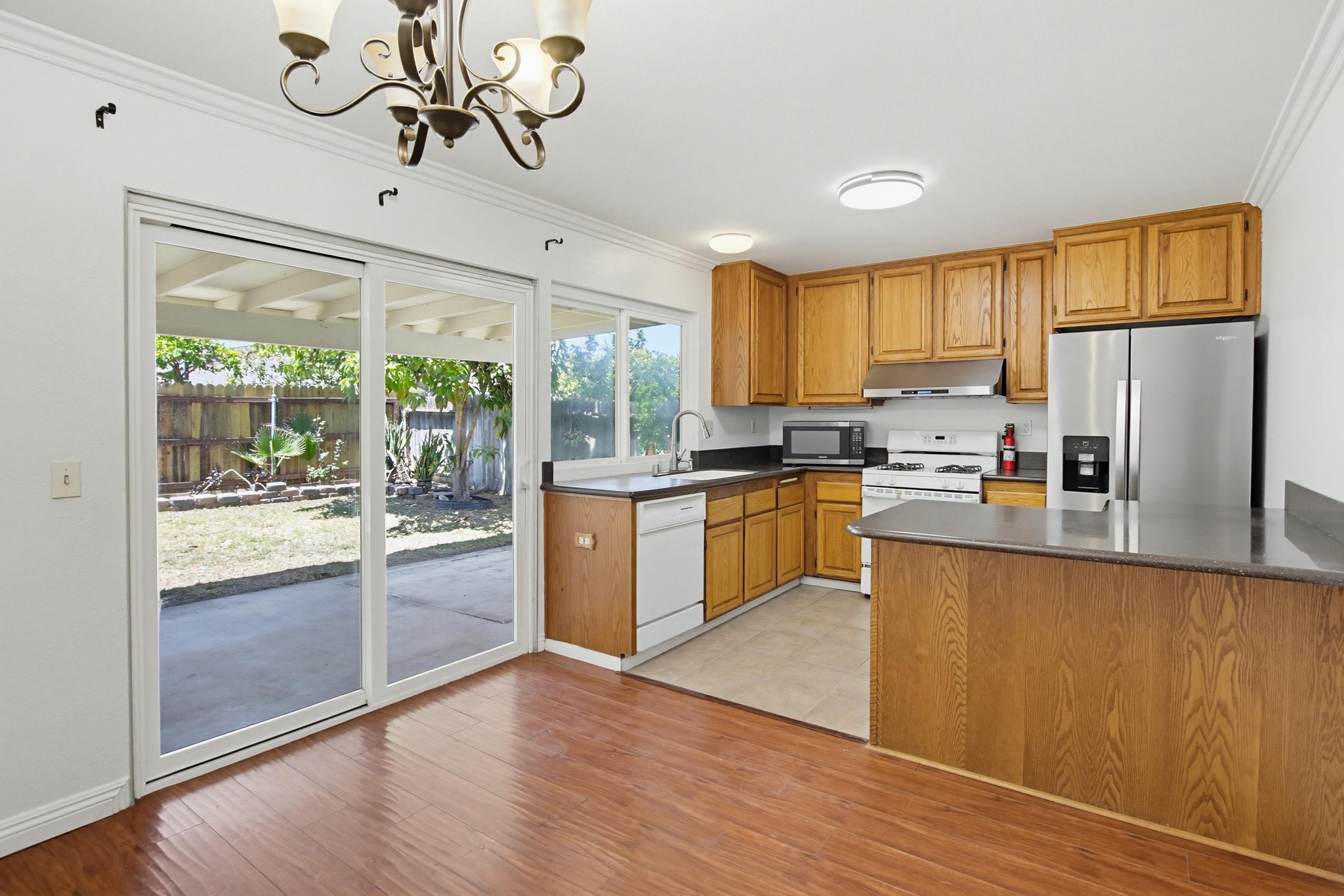 Virtual tour photo 11 of 37 for 11344 Kelowna Rd