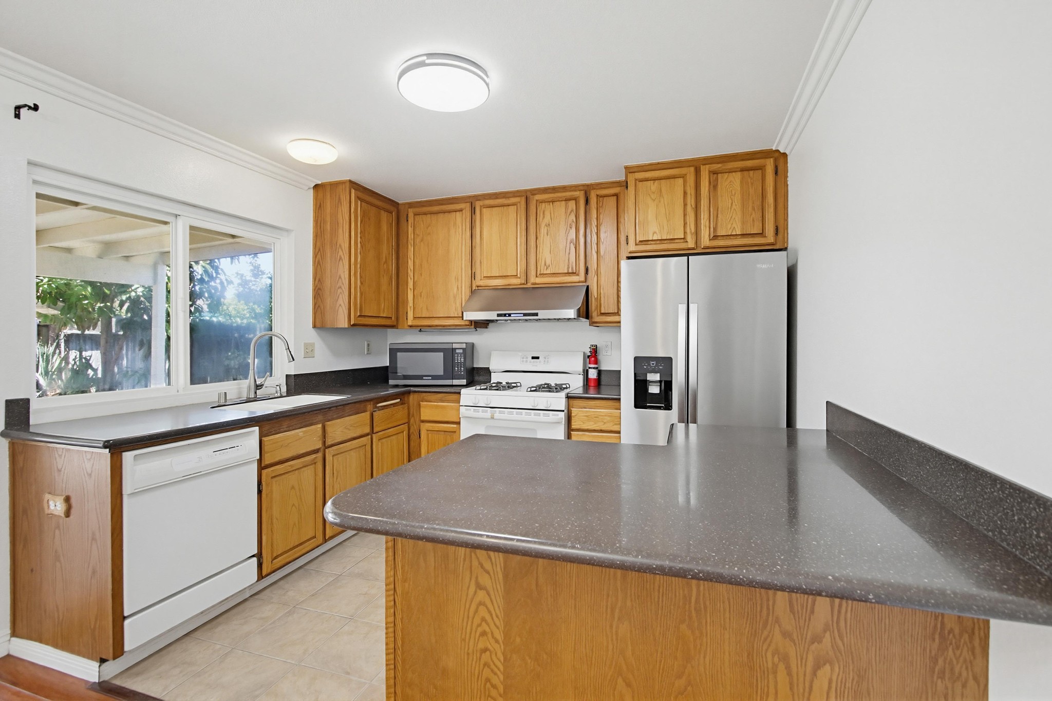 Virtual tour photo 14 of 37 for 11344 Kelowna Rd