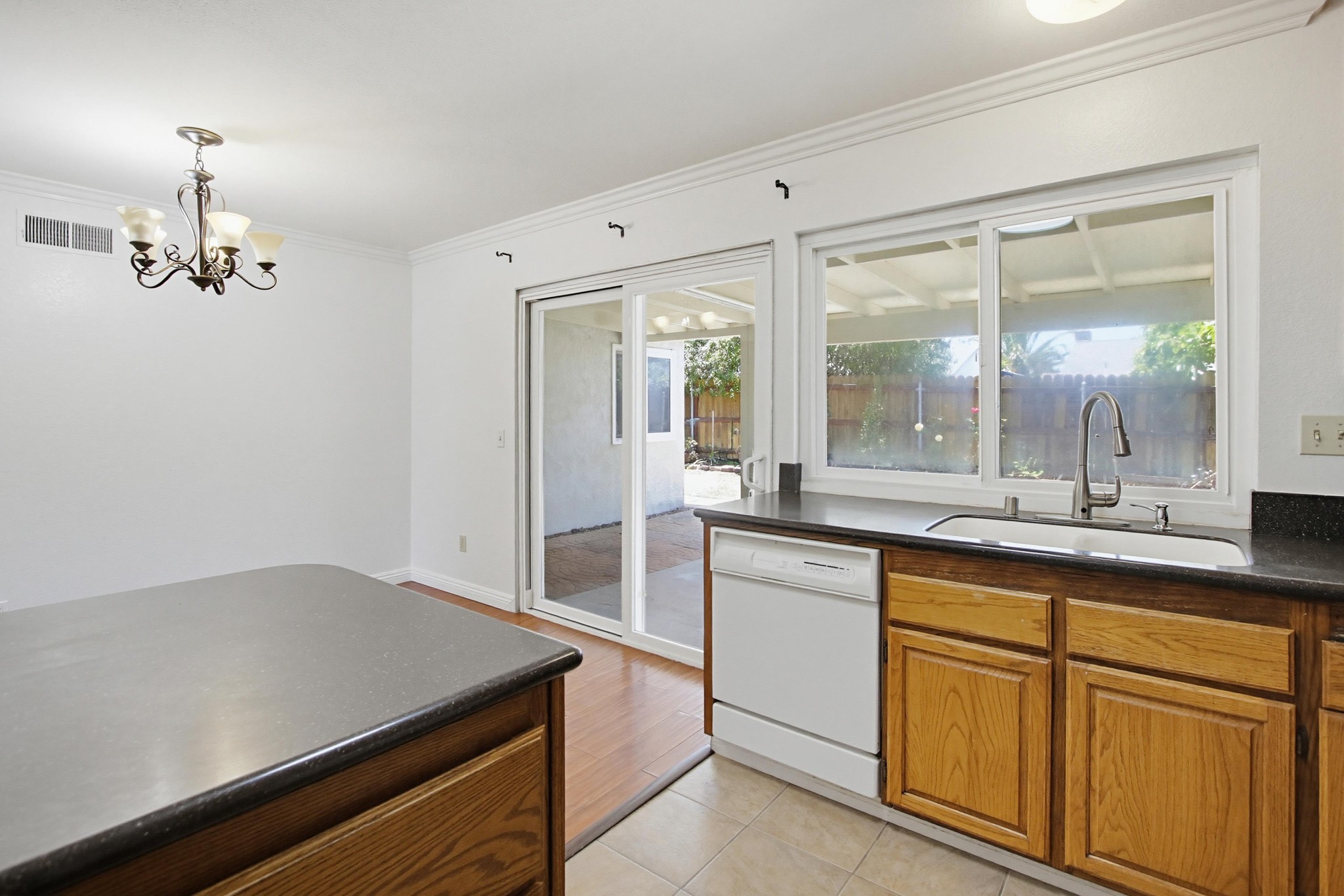 Virtual tour photo 17 of 37 for 11344 Kelowna Rd