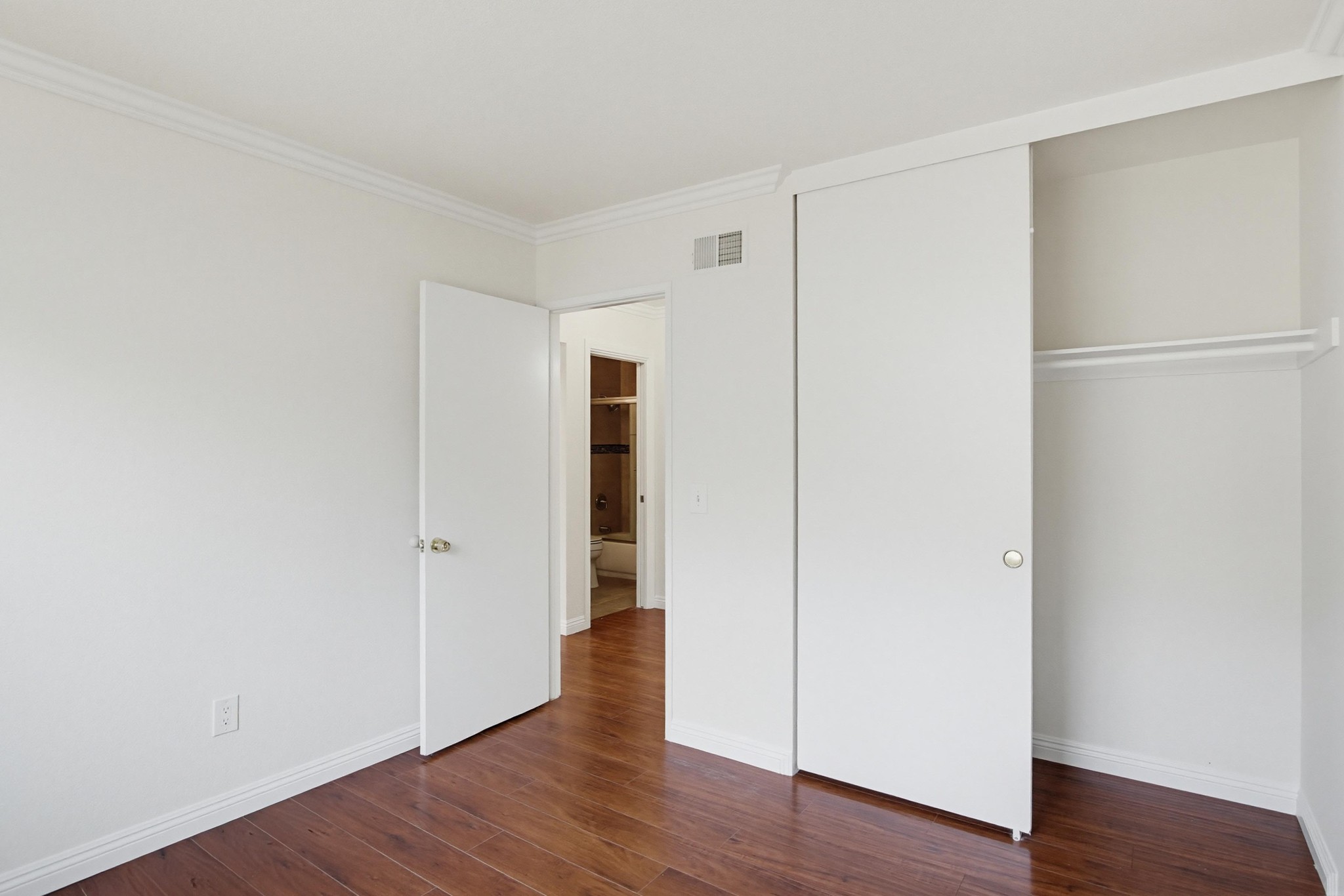 Virtual tour photo 22 of 37 for 11344 Kelowna Rd