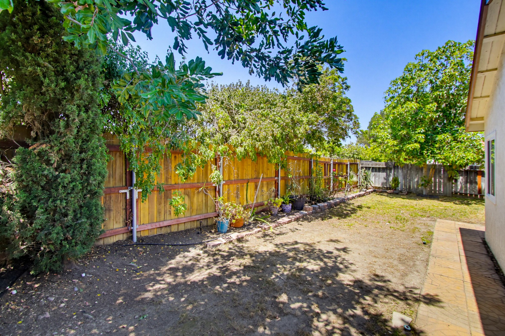 Virtual tour photo 35 of 37 for 11344 Kelowna Rd