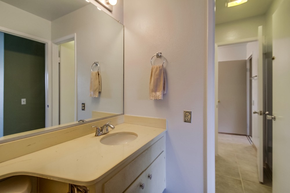 Virtual tour photo 31 of 45 for 11348 Poblado Rd