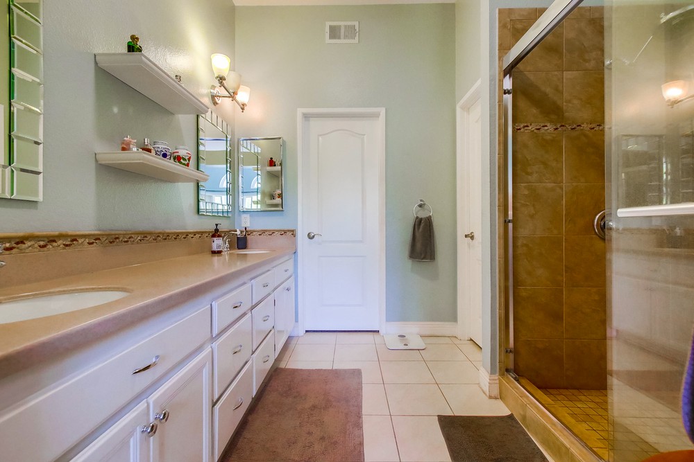 Virtual tour photo 19 of 32 for 11356 Camino Playa Cancun UNIT 2