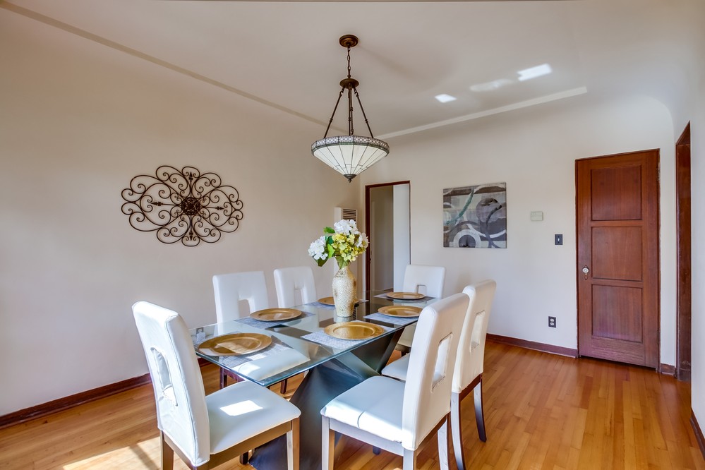 Virtual tour photo 9 of 35 for 1136 Madison Avenue