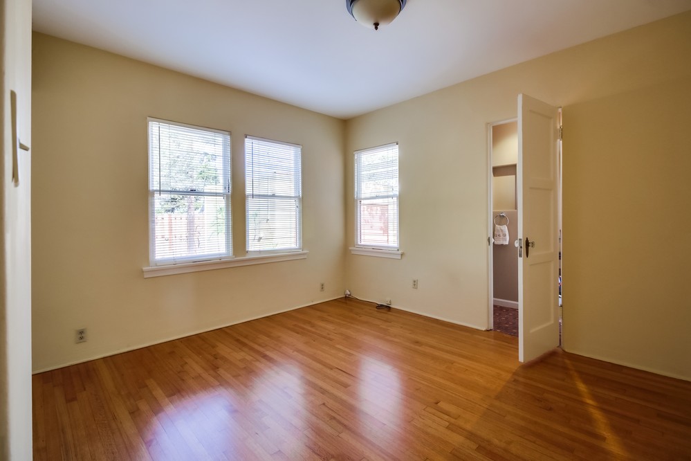 Virtual tour photo 22 of 35 for 1136 Madison Avenue