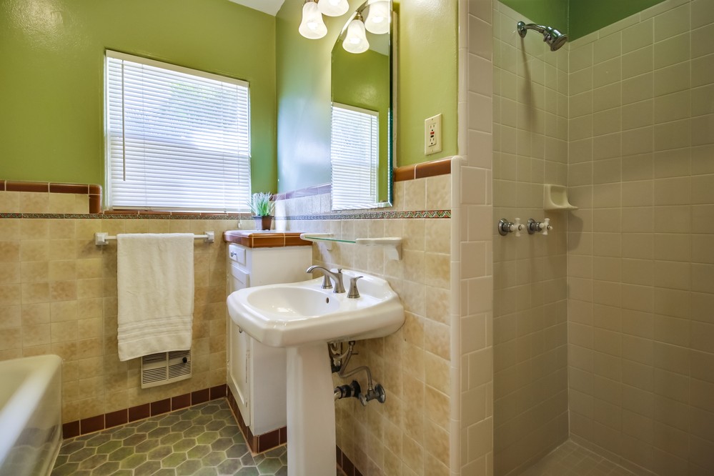 Virtual tour photo 28 of 35 for 1136 Madison Avenue