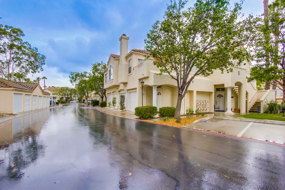 Virtual tour photo 1 of 43 for 11368 Portobelo Dr #4