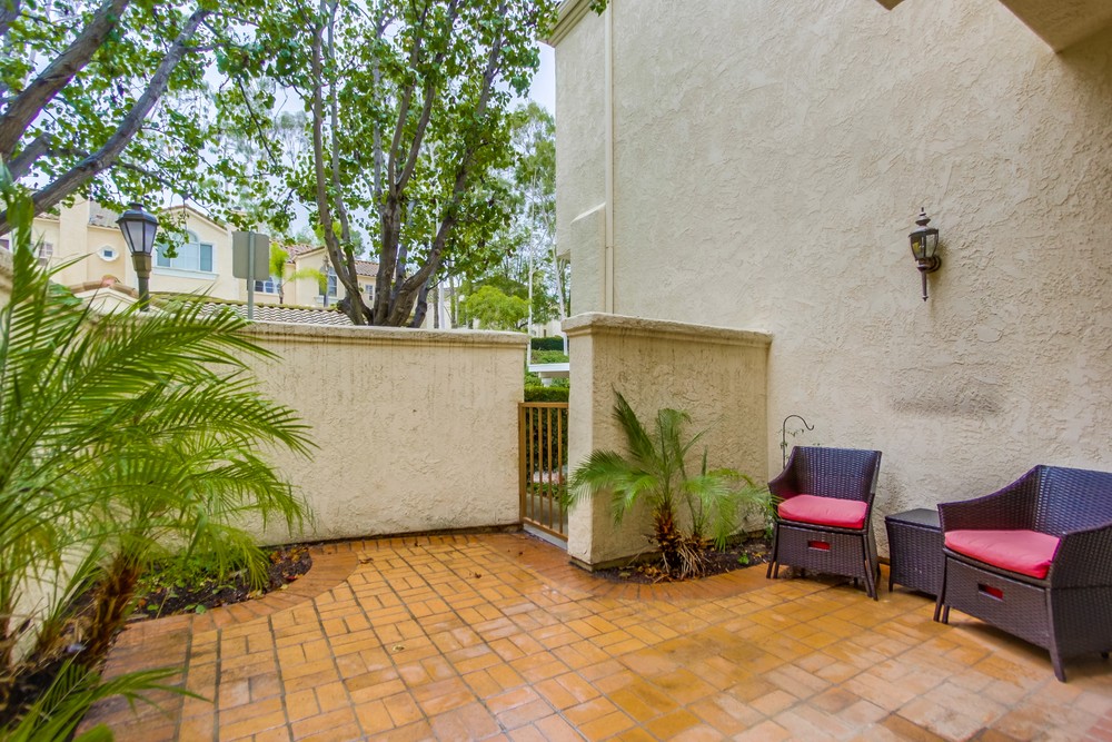 Virtual tour photo 6 of 43 for 11368 Portobelo Dr #4