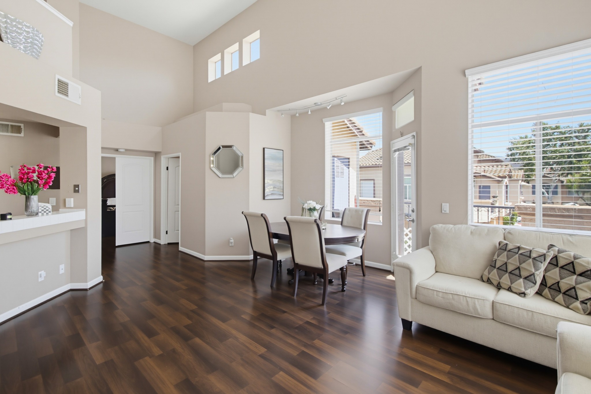 Virtual tour photo 7 of 32 for 11372 Via Rancho San Diego Unit A