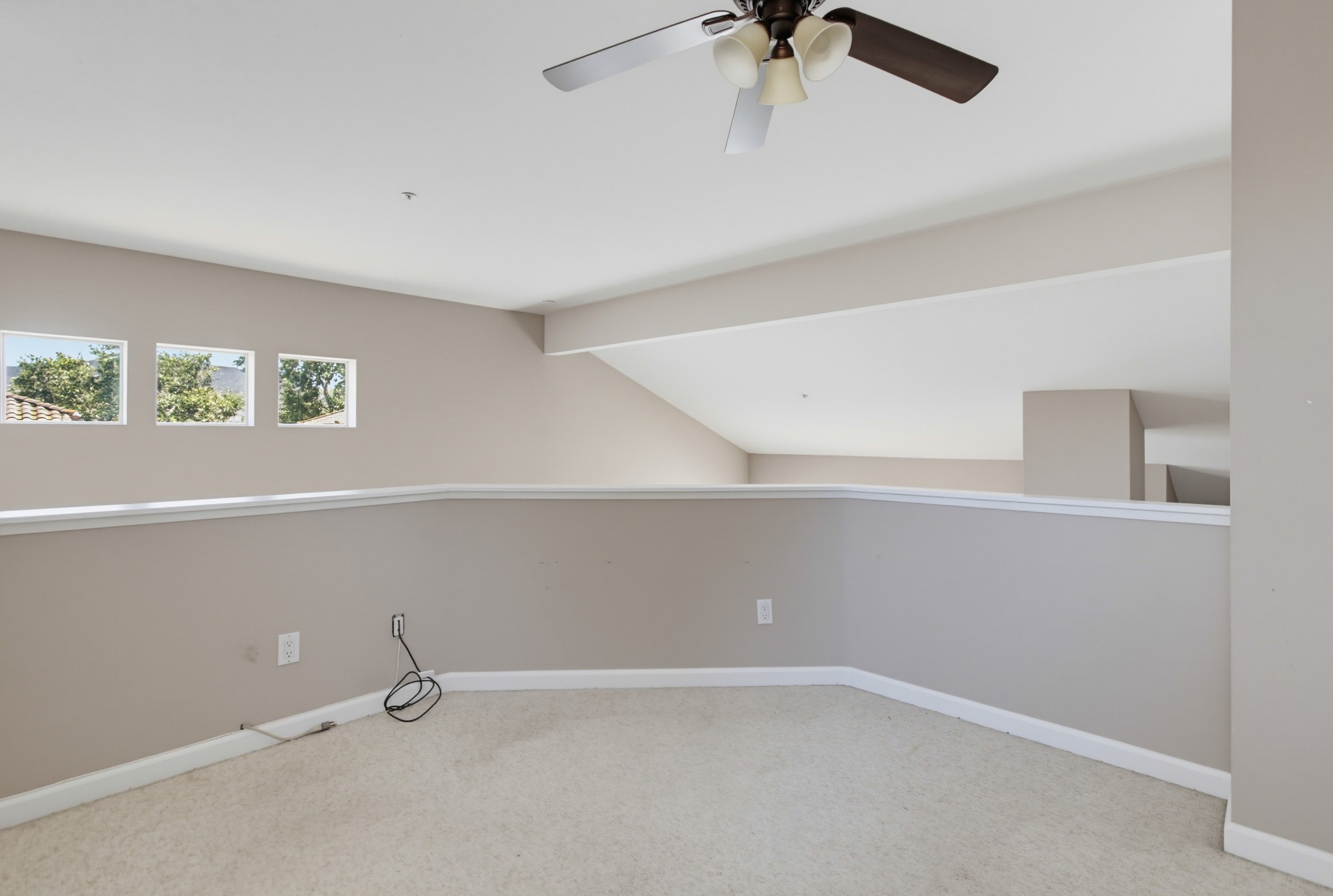 Virtual tour photo 18 of 32 for 11372 Via Rancho San Diego Unit A