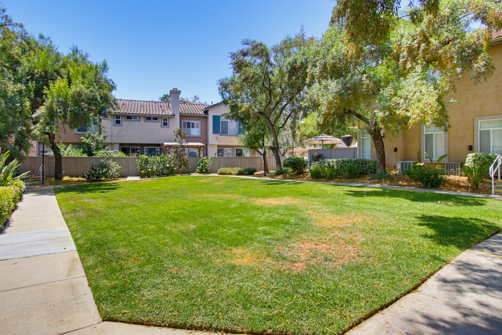 Virtual tour photo 31 of 32 for 11372 Via Rancho San Diego Unit A