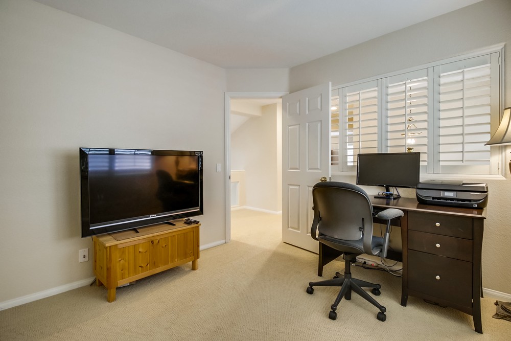 Virtual tour photo 41 of 49 for 11384 Swan Canyon Rd