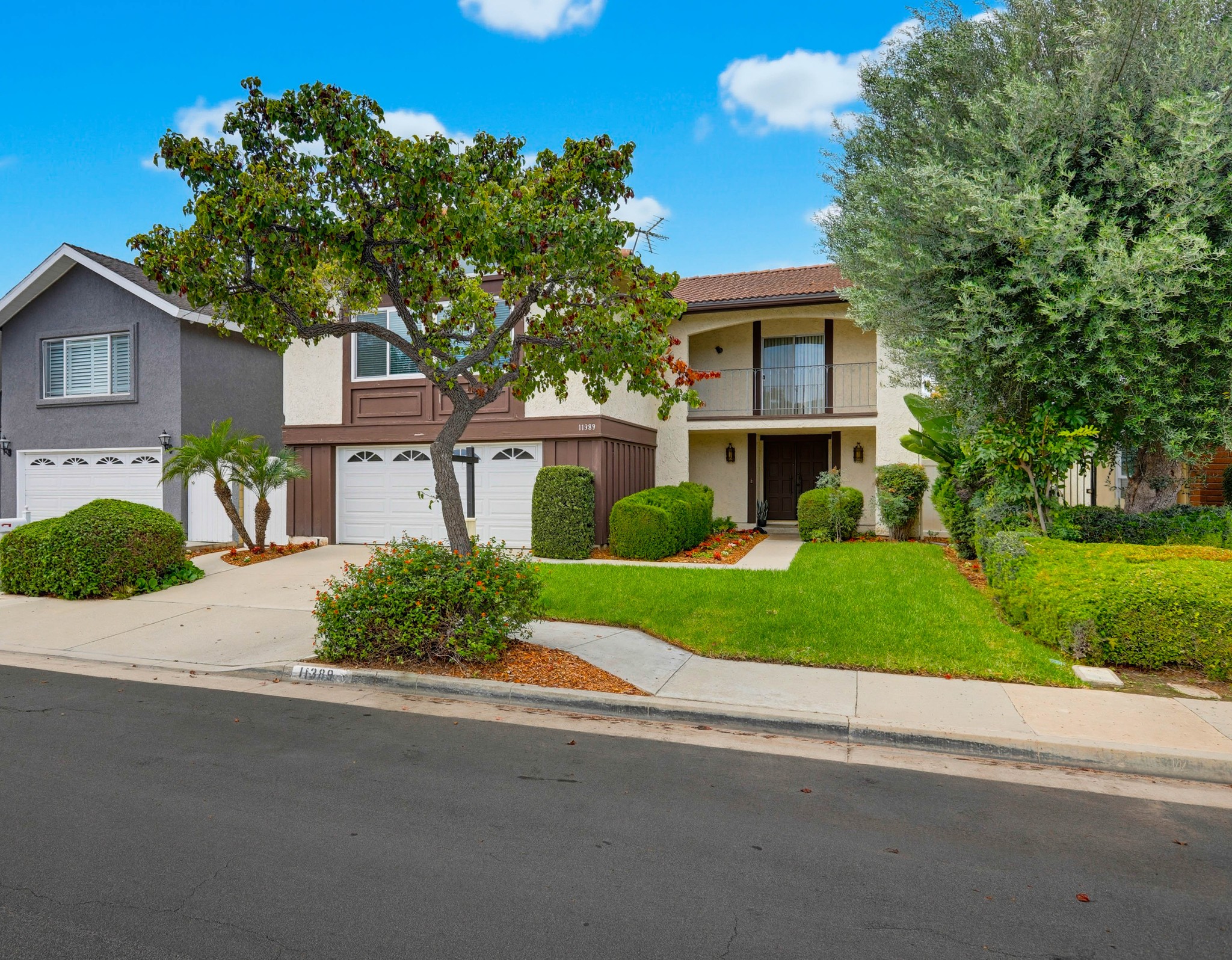 Virtual tour photo 3 of 73 for 11389 Providencia St