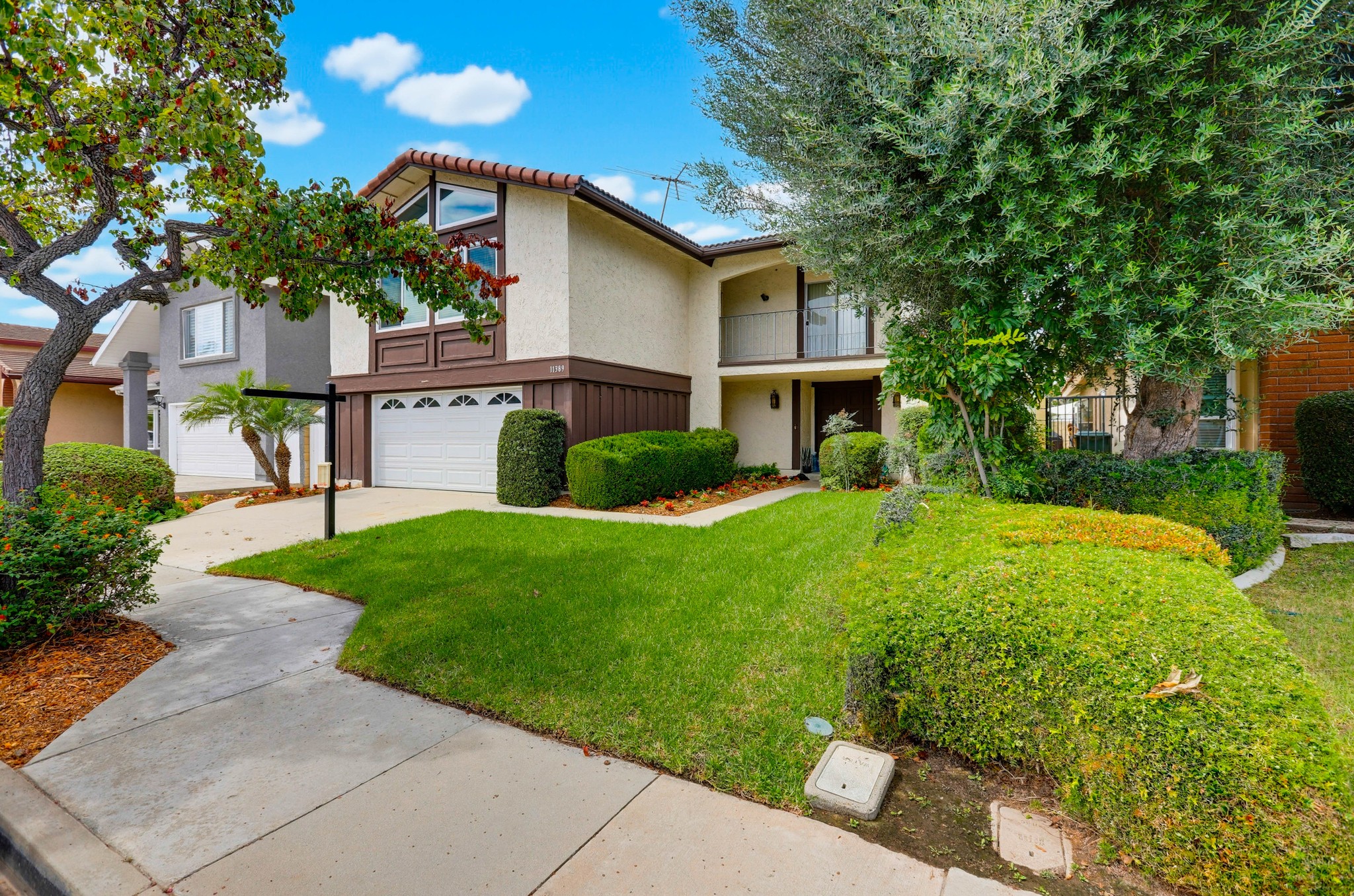 Virtual tour photo 4 of 73 for 11389 Providencia St
