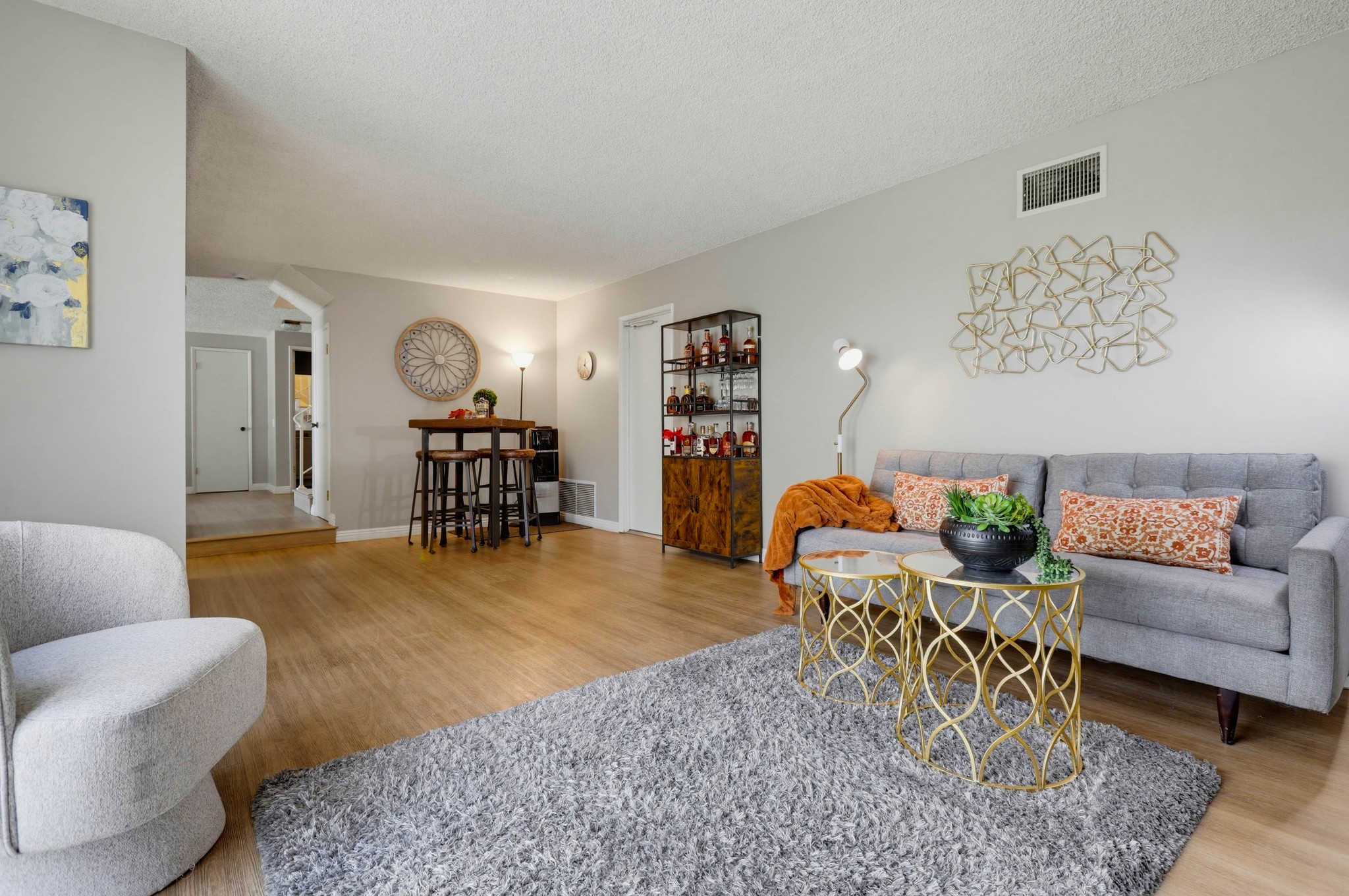 Virtual tour photo 22 of 73 for 11389 Providencia St