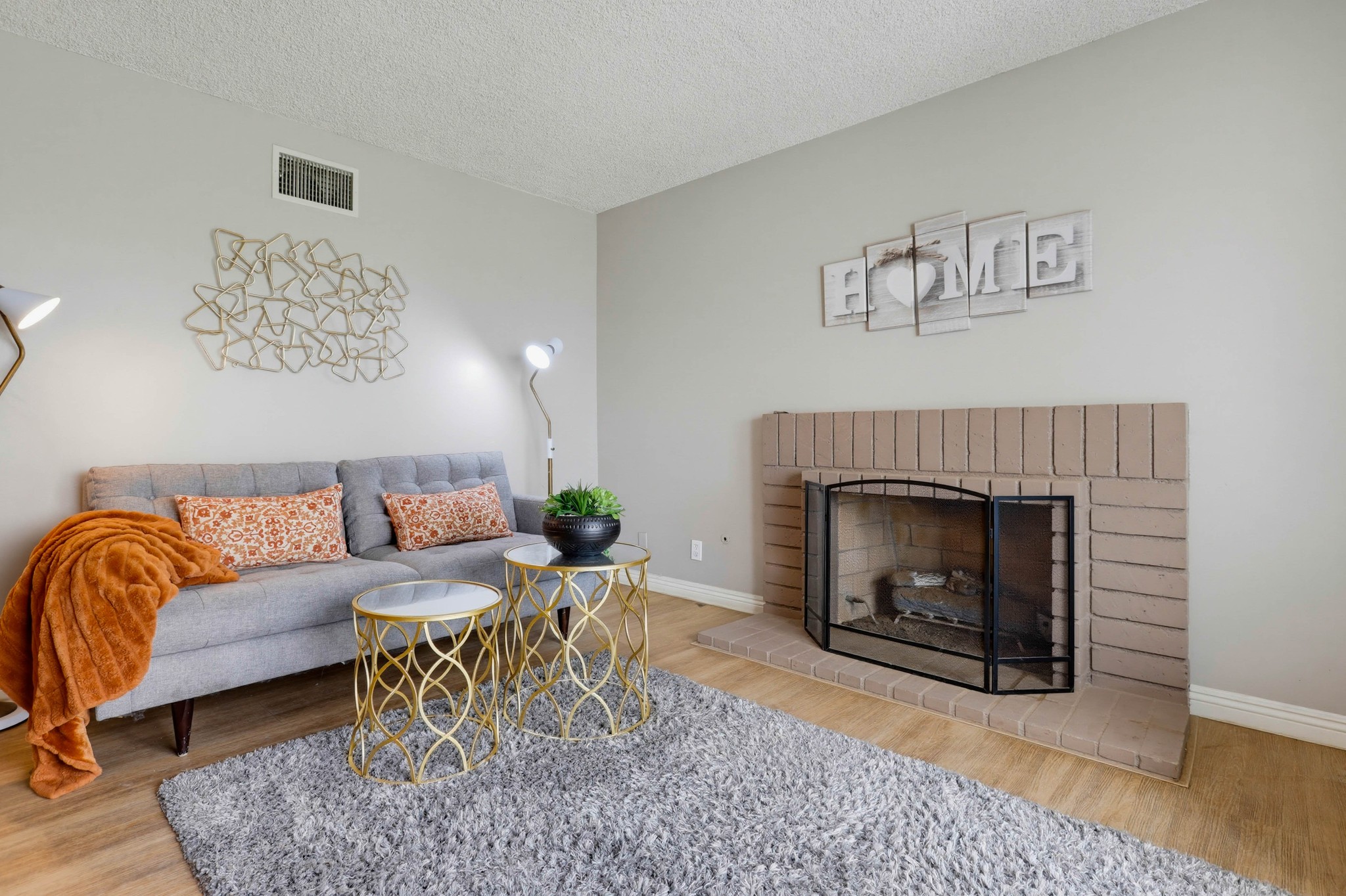 Virtual tour photo 23 of 73 for 11389 Providencia St