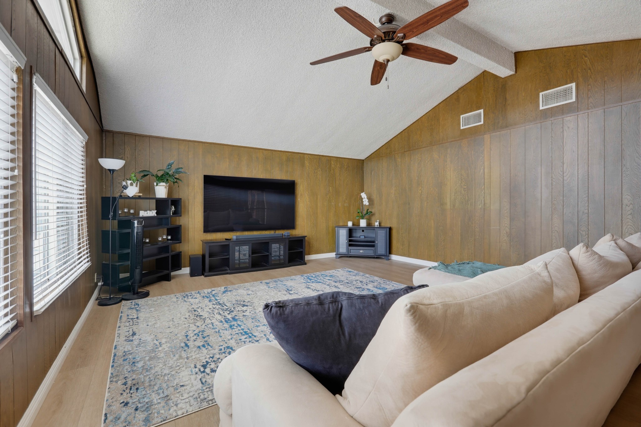 Virtual tour photo 55 of 73 for 11389 Providencia St