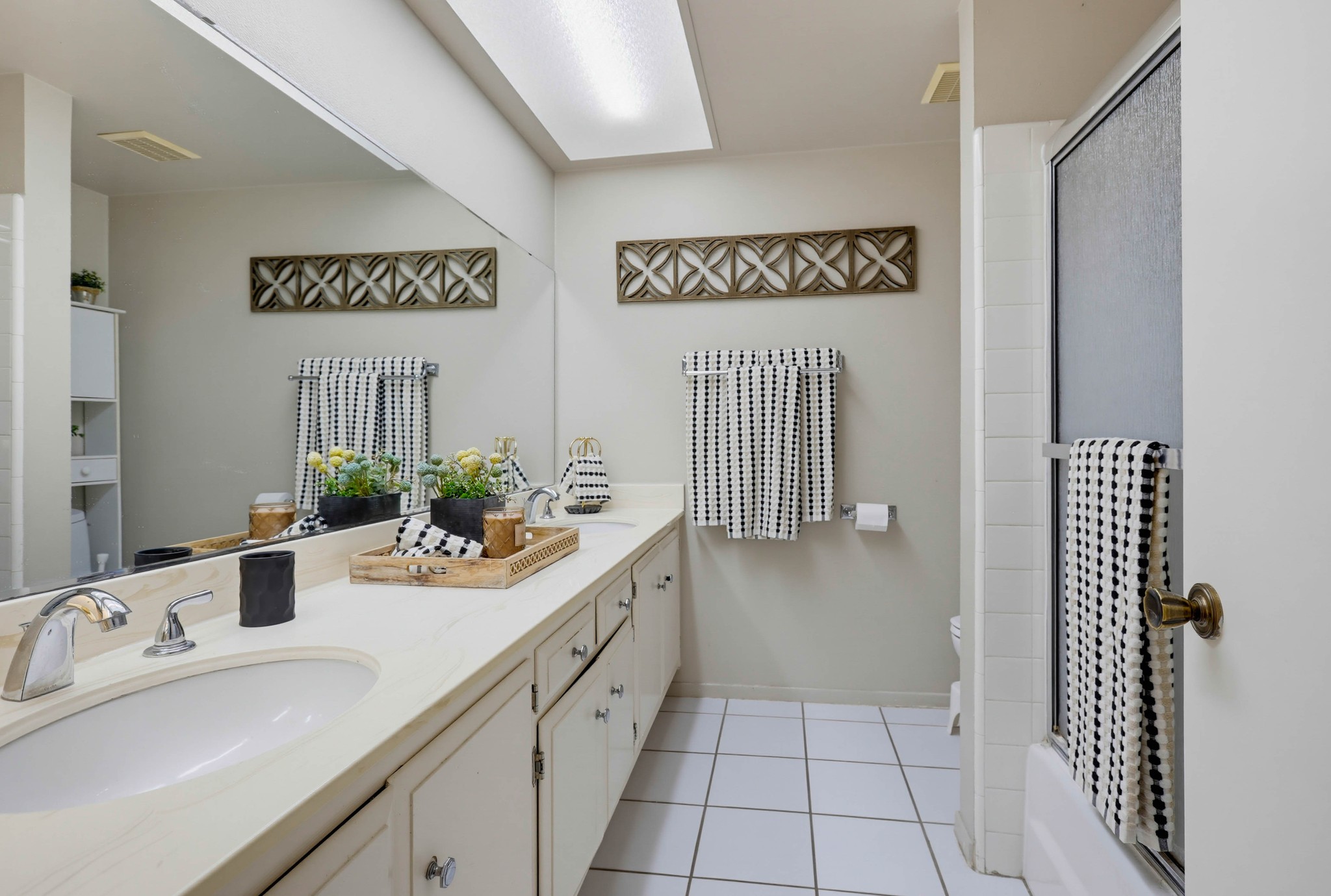 Virtual tour photo 59 of 73 for 11389 Providencia St