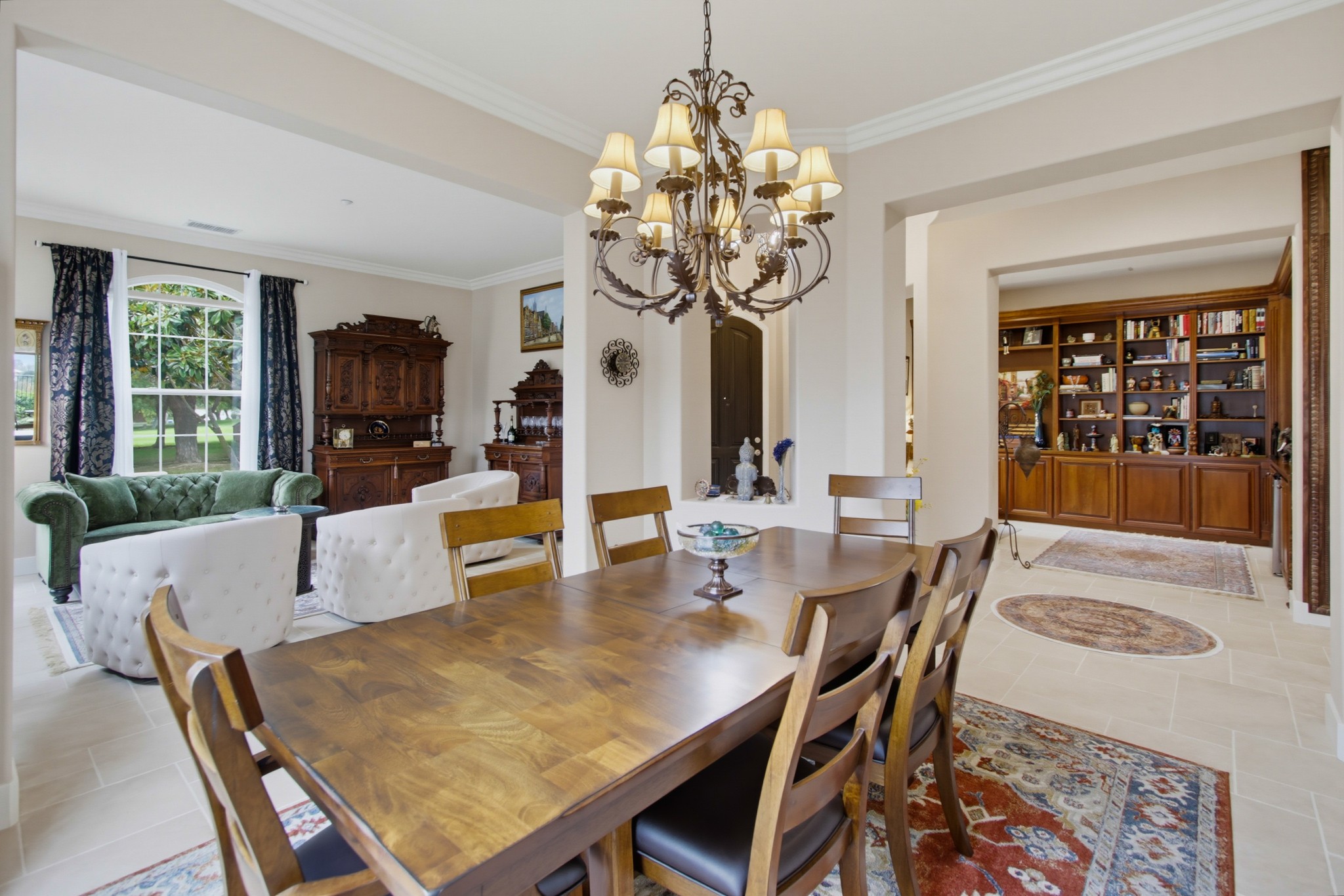 Virtual tour photo 14 of 110 for 1139 Highland Park