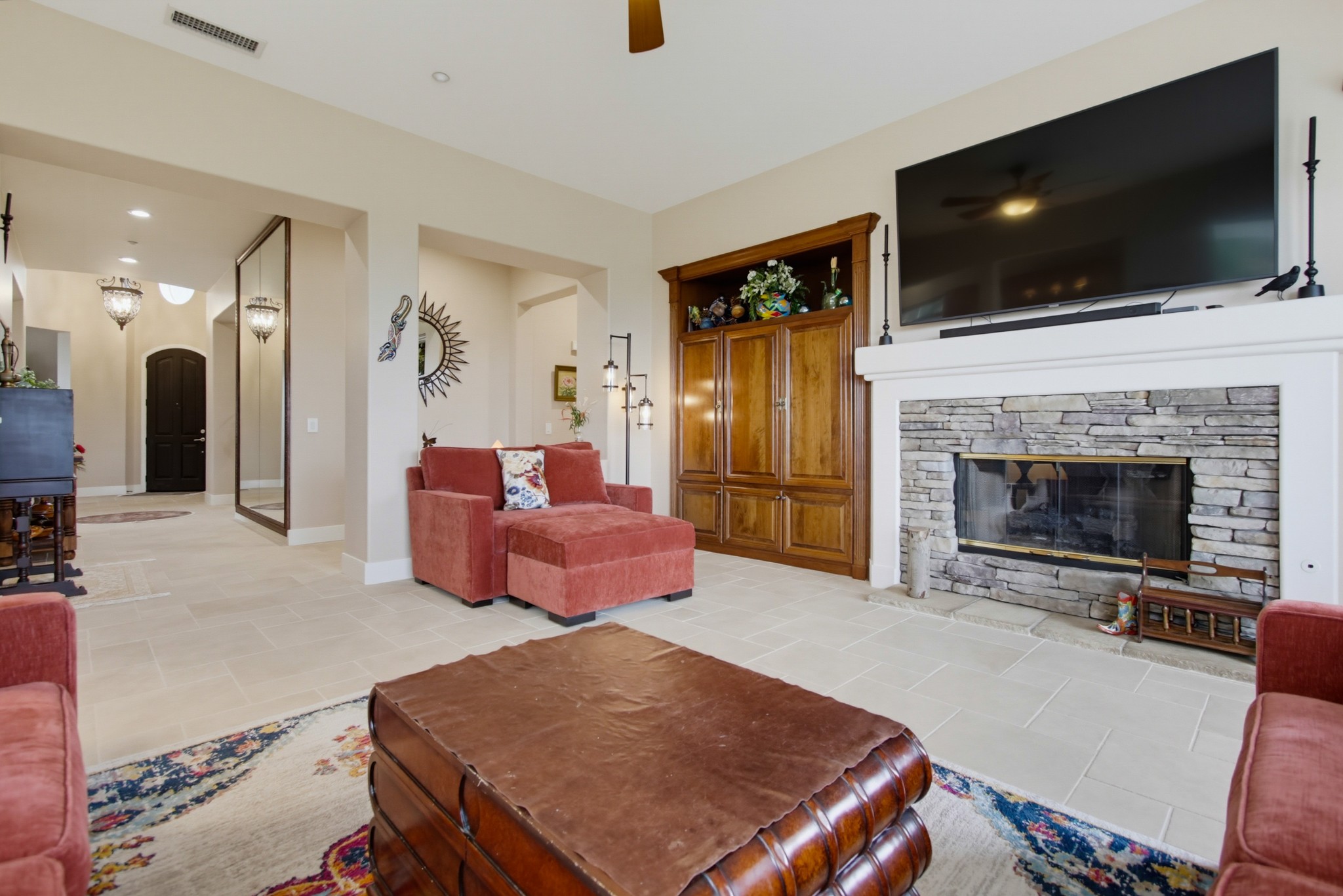 Virtual tour photo 18 of 110 for 1139 Highland Park