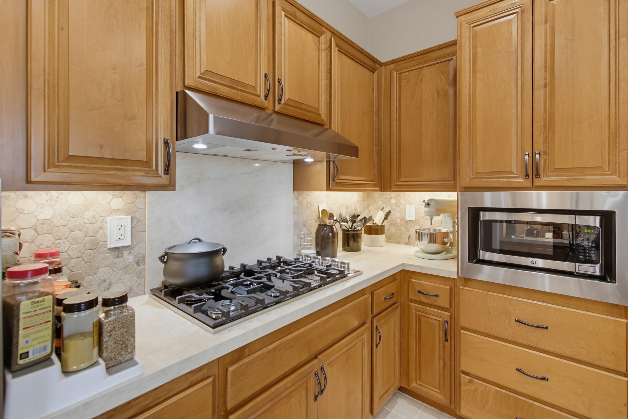 Virtual tour photo 21 of 110 for 1139 Highland Park