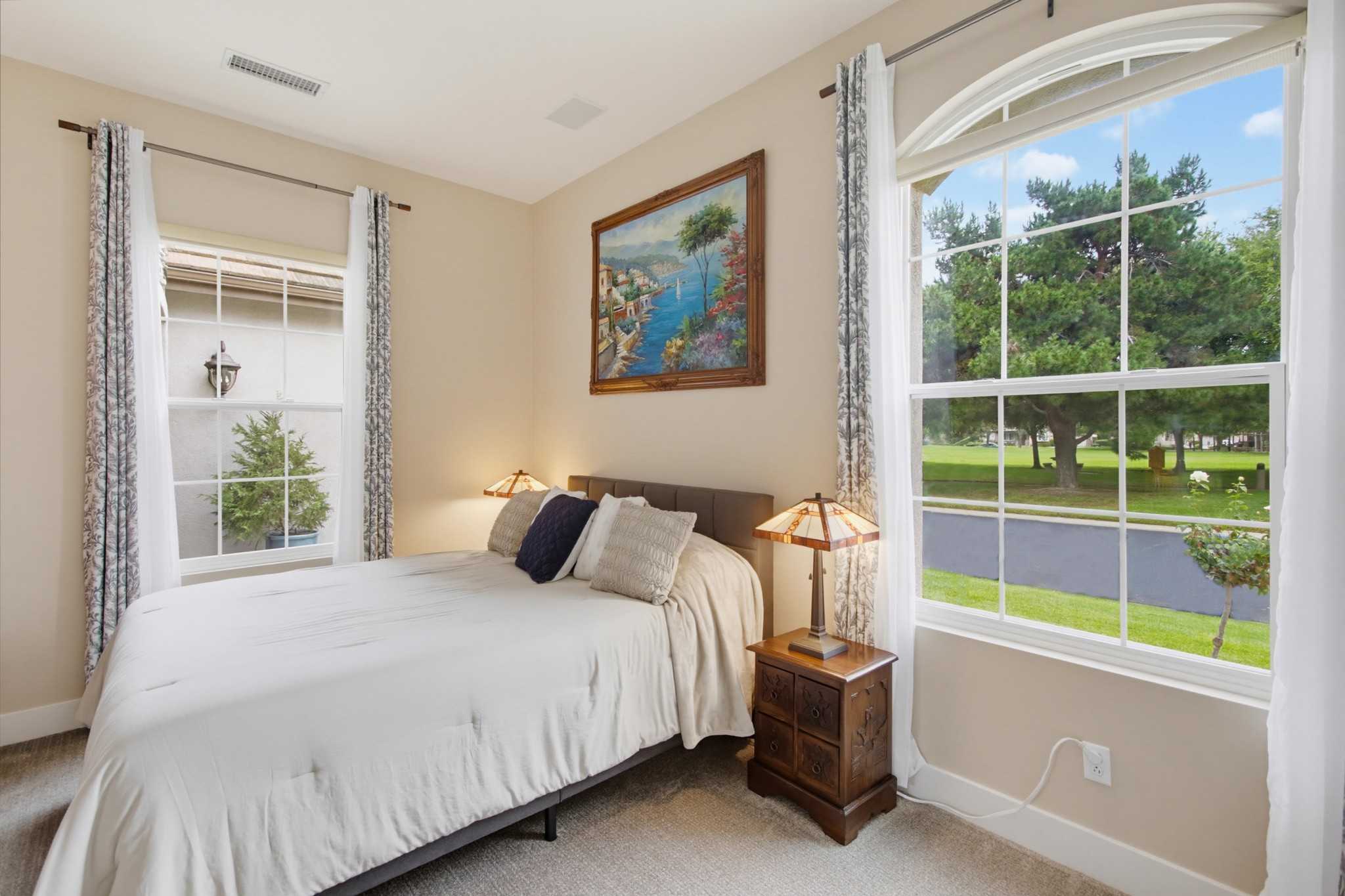 Virtual tour photo 47 of 110 for 1139 Highland Park