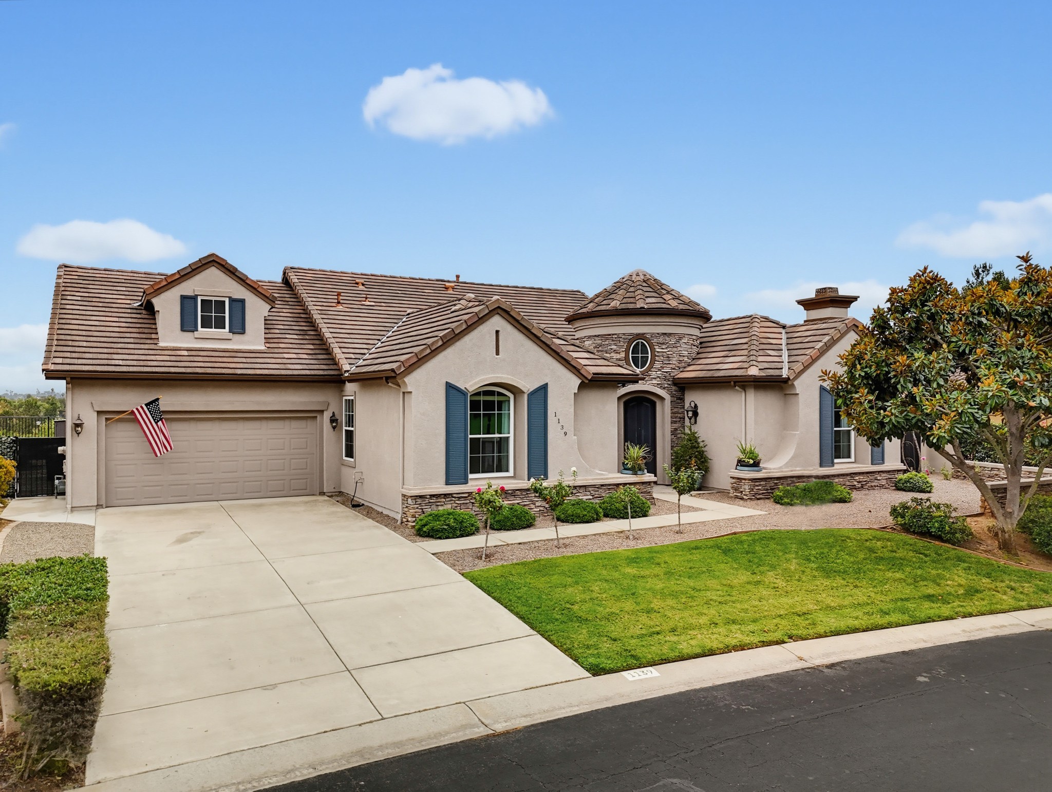 Virtual tour photo 75 of 110 for 1139 Highland Park