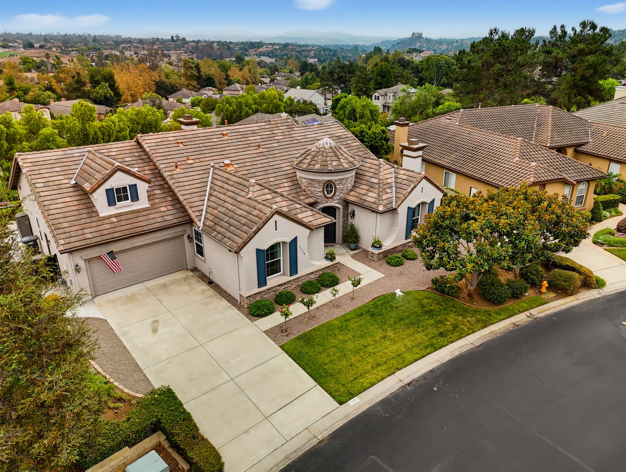Virtual tour photo 109 of 110 for 1139 Highland Park