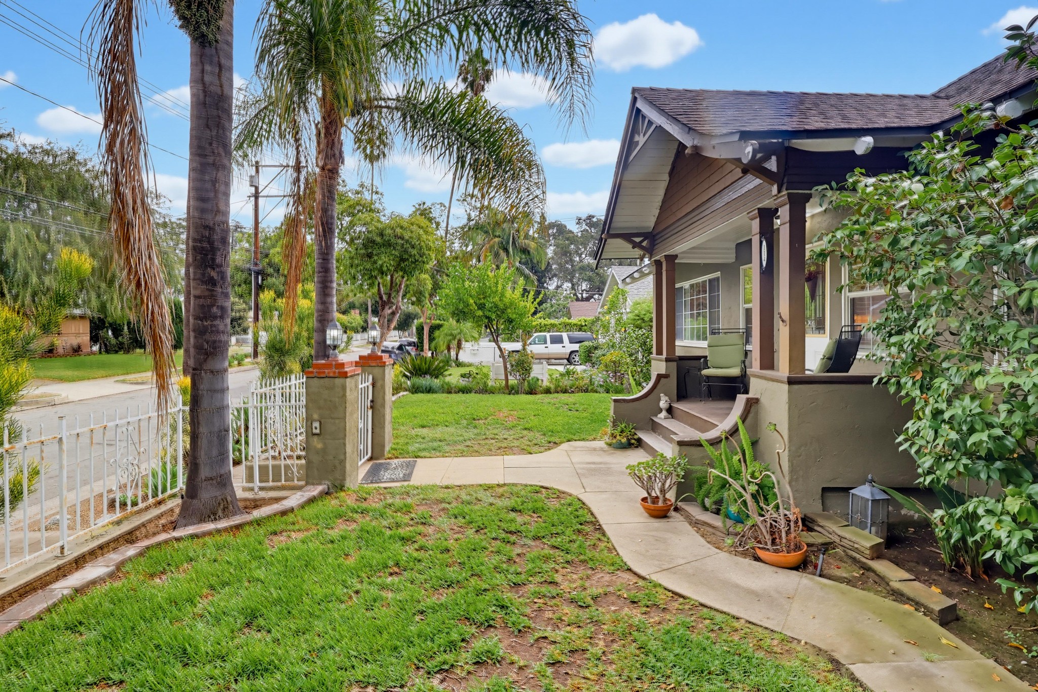 Virtual tour photo 9 of 84 for 114 W Montana St