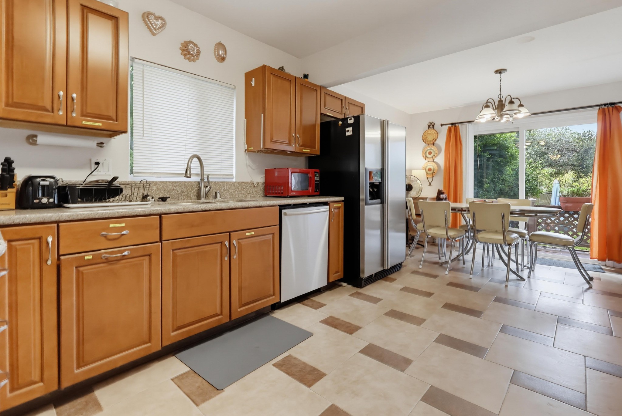 Virtual tour photo 25 of 84 for 114 W Montana St
