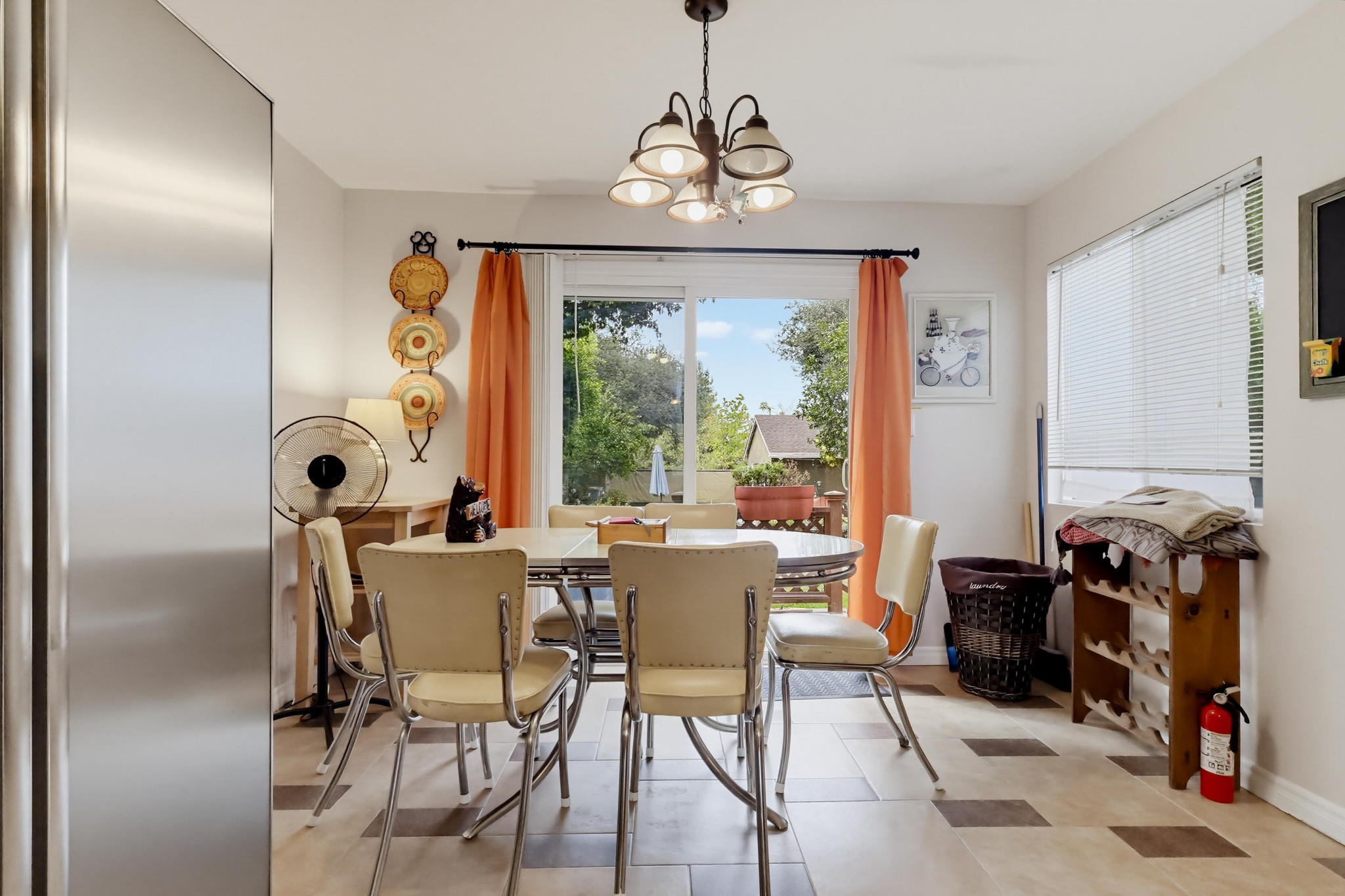 Virtual tour photo 31 of 84 for 114 W Montana St