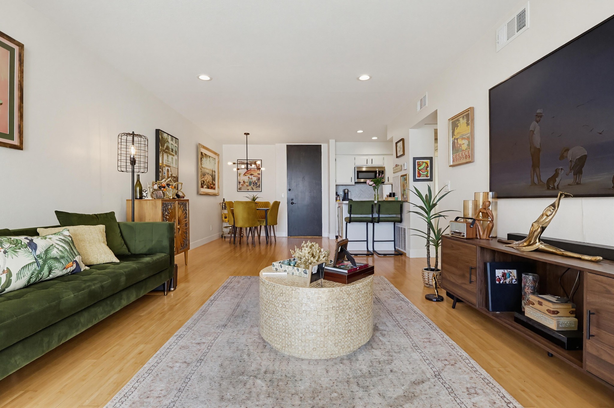 Virtual tour photo 32 of 65 for 1140 E Ocean Blvd UNIT 220