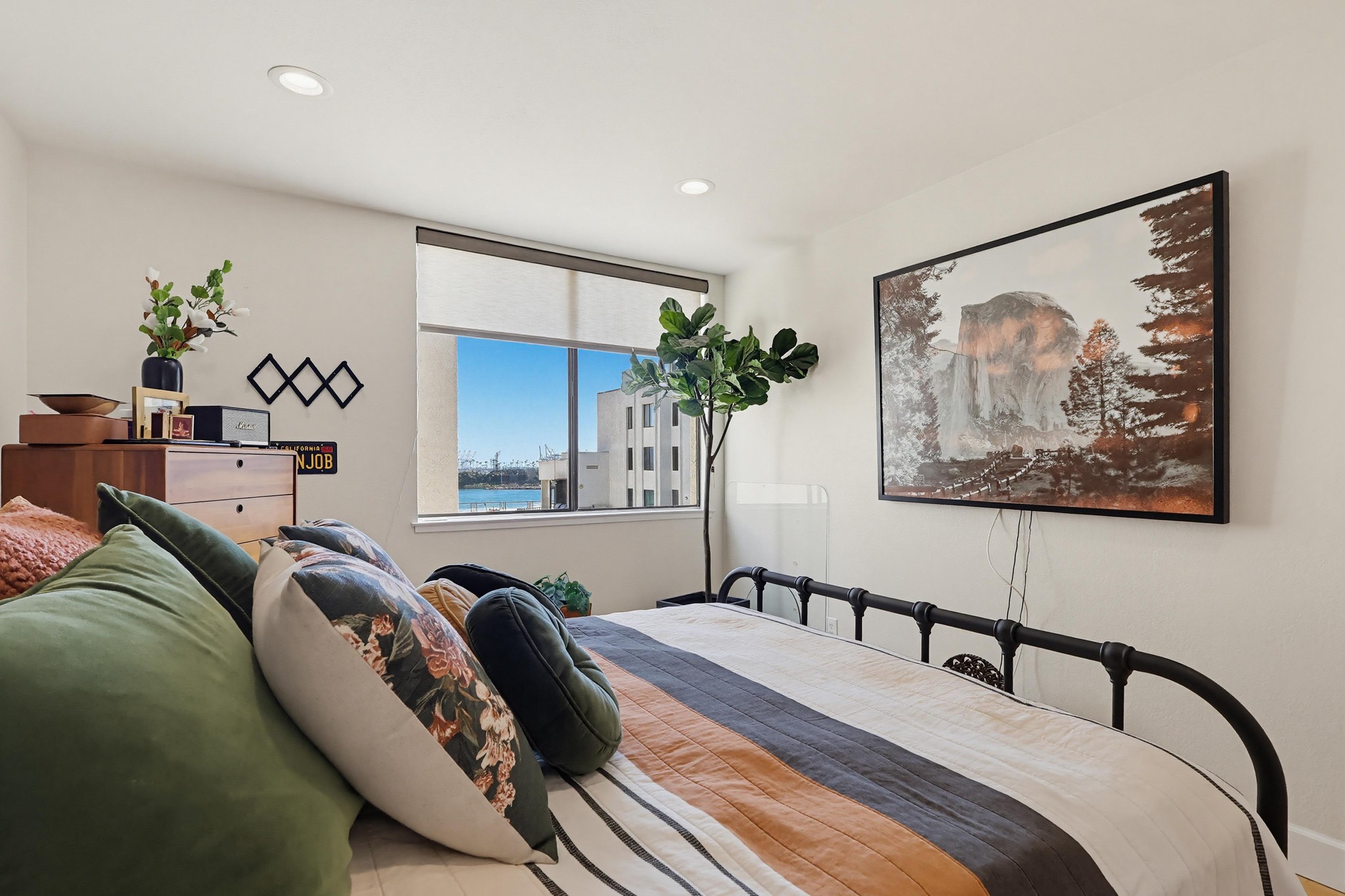 Virtual tour photo 46 of 65 for 1140 E Ocean Blvd UNIT 220