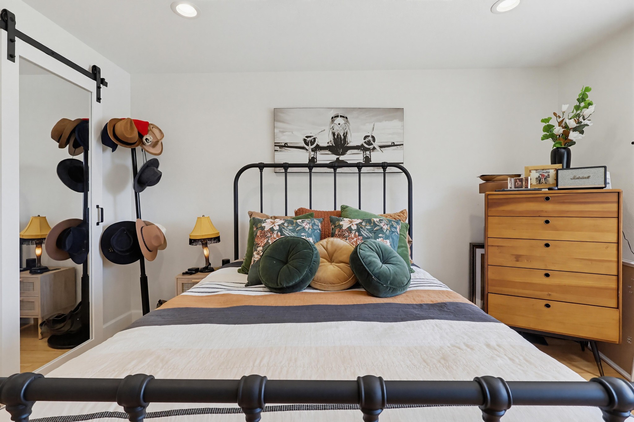 Virtual tour photo 47 of 65 for 1140 E Ocean Blvd UNIT 220