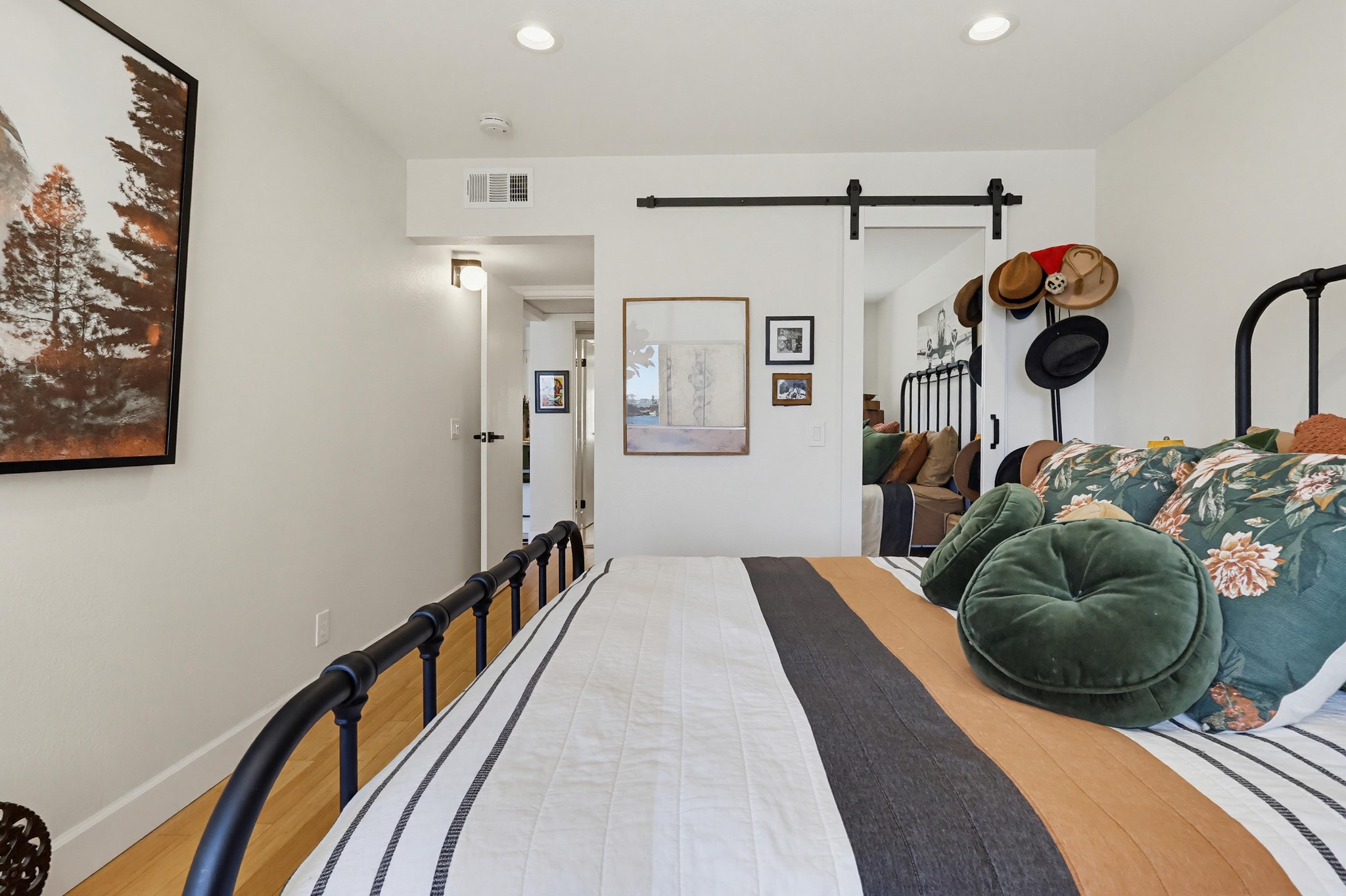 Virtual tour photo 49 of 65 for 1140 E Ocean Blvd UNIT 220